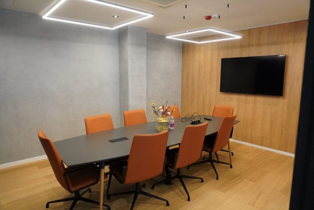 Ferenczi Logistics 5 Ferenczi raktárközpont és bemutatóterem