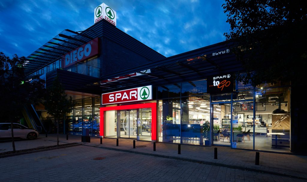 Spar Hűvösvögy 1 SPAR szuper- és hipermarketek