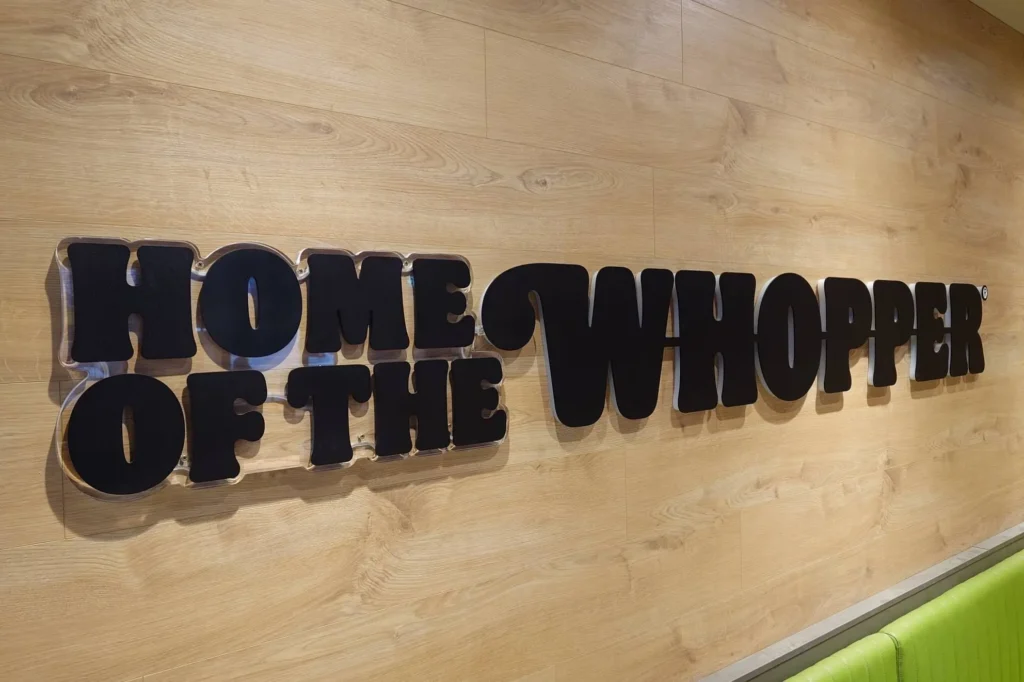 17 Burger King Drive-In Csepel