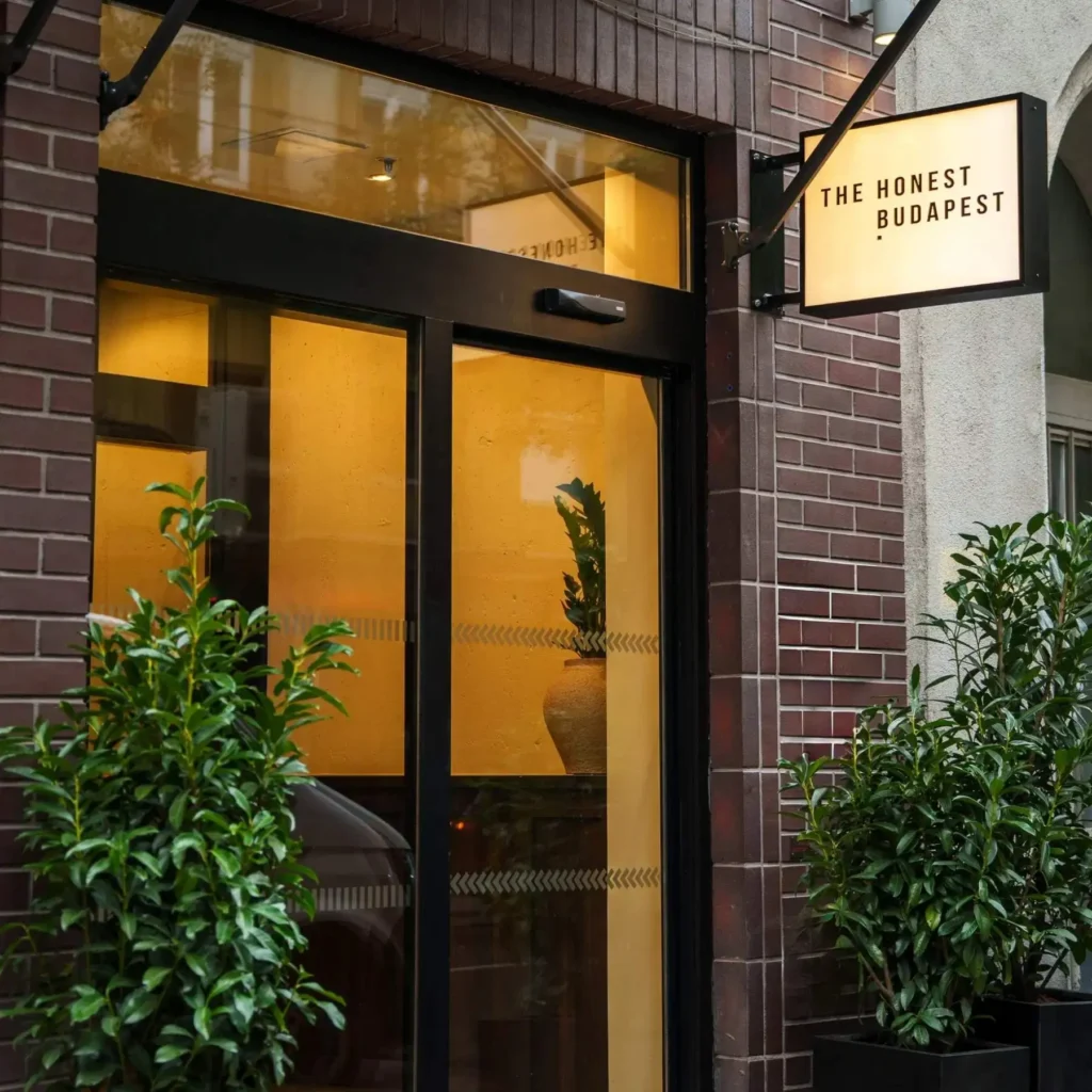 30 The Honest Budapest by Chic & Basic 4-star